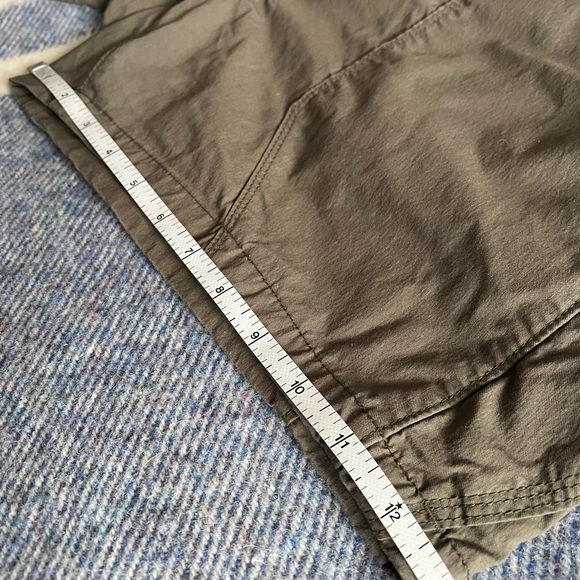 Triple Aught Design Women’s Shorts Size 14, great condition - Picture 4 of 8